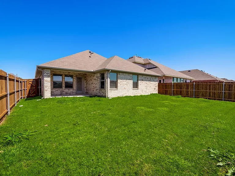 2317 Mount Olive Ln — Photo 25