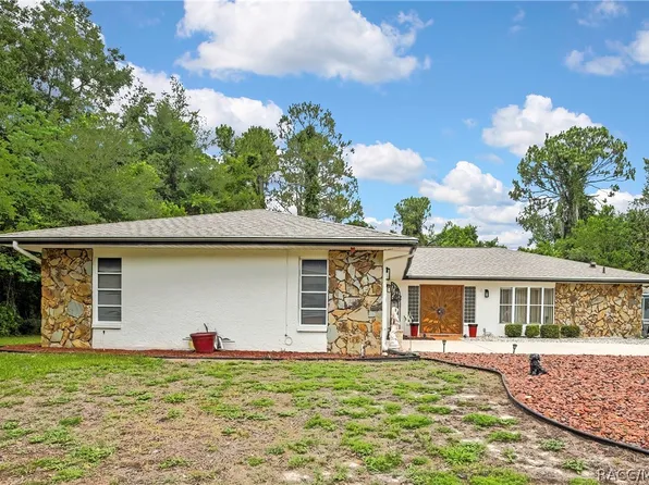 22 Wild Olive Ct, Homosassa, FL 34446