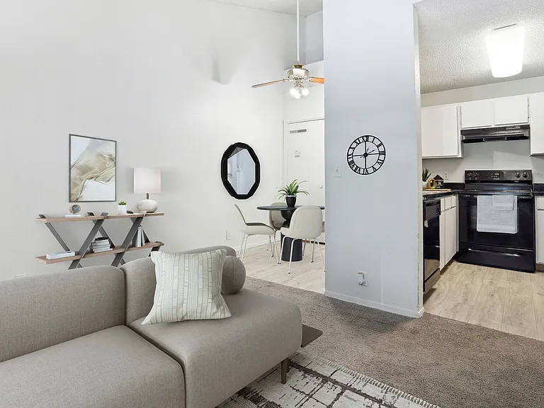 Layton Meadows Apartments — Photo 19