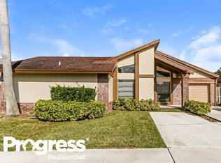 11415 Whisper Sound Dr, Boca Raton, FL 33428