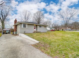 3694 Paris Dr, Dayton, OH 45439