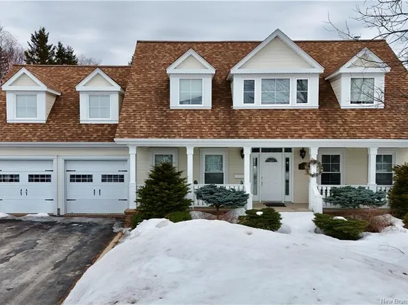 1065 Sycamore Ave, Bathurst, NB E2A 4M9