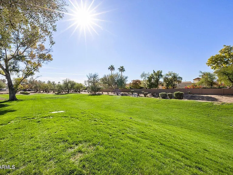 9429 E Camino Del Santo — Photo 34