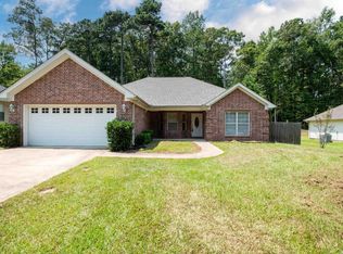715 Michael Dr, Redfield, AR 72132