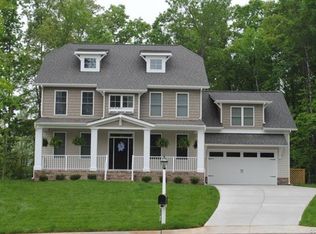 2012 Thorncrag Ln, Midlothian, VA 23112