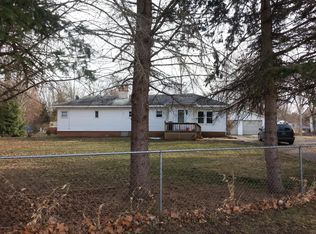 58586 Ash Rd, Three Rivers, MI 49093