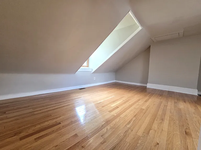 348 S 16th St #3F — Photo 14