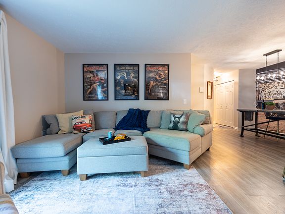 5th image of 72 View Terrace Dr #0