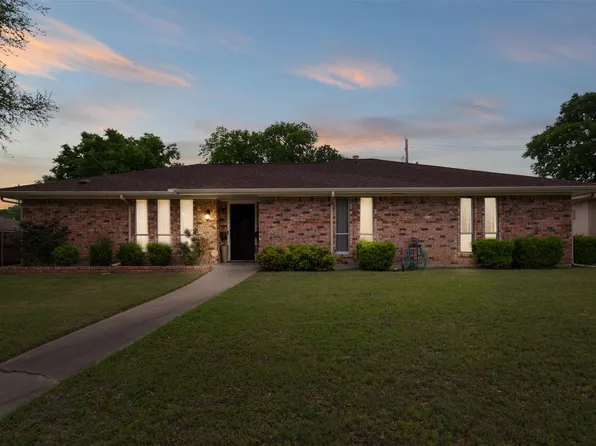 723 Cottonwood Dr, Desoto, TX 75115