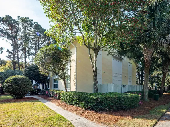 333 W Coleman Blvd Unit E, Mount Pleasant, SC 29464