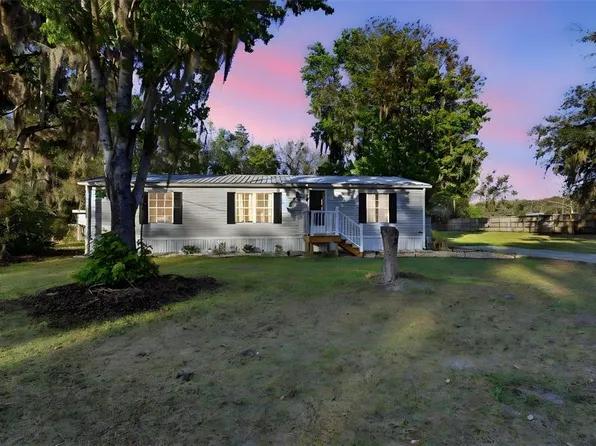 106 Browns Rd, San Mateo, FL 32187