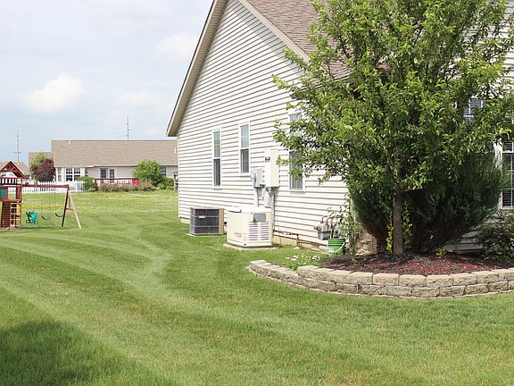 3rd image of 1434 Fox Hound Dr