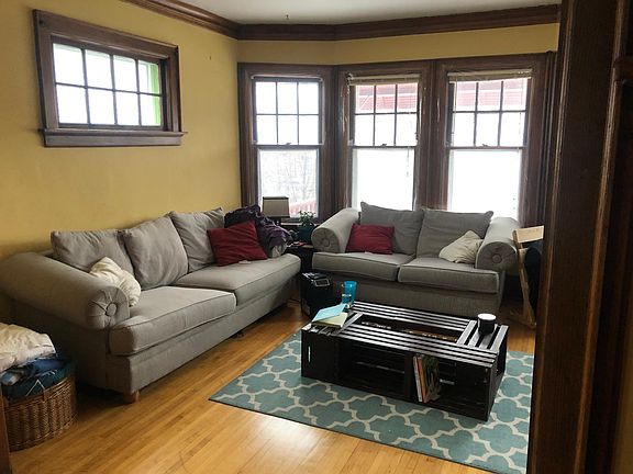 living room toward front
