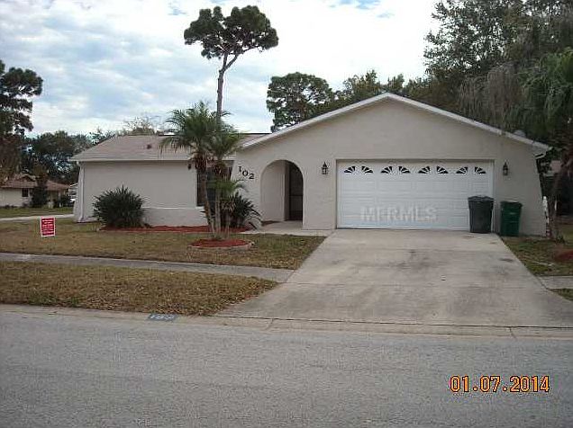 1st image of 102 Meadowcross Dr