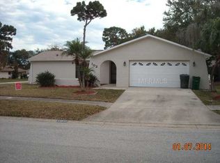 102 Meadowcross Dr, Safety Harbor, FL 34695