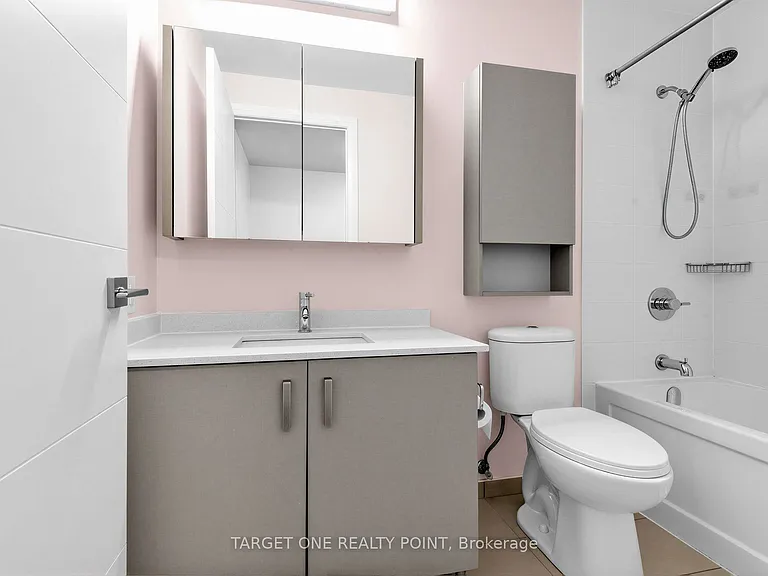 28 Uptown Dr E #RG20 — Photo 21