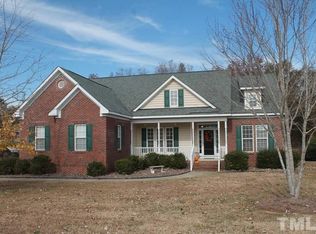 98 Old English Ct, Smithfield, NC 27577