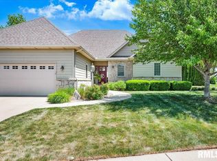 218 N Prairie Springs Dr, Chillicothe, IL 61523