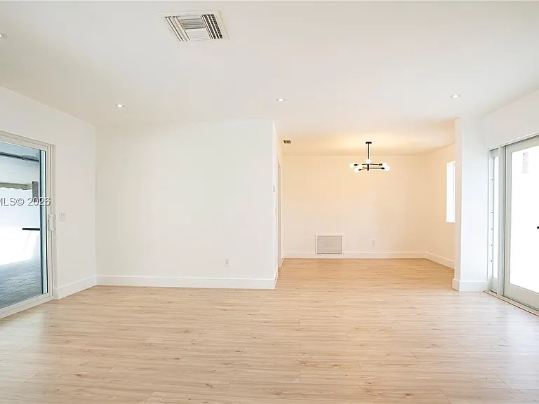 15340 SW 85th Ave — Photo 11