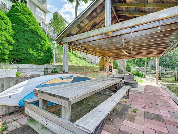 5th image of 31 Oswegatchie Rd #2B