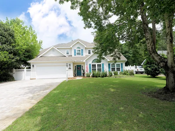 903 Saint Andrews Cv N, Niceville, FL 32578