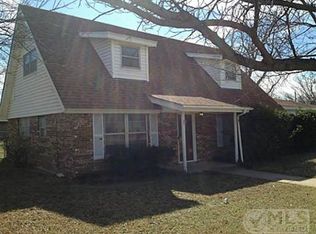 2002 SE 11th St, Mineral Wells, TX 76067
