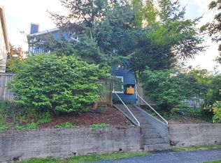 4517 40th Ave SW APT B, Seattle, WA 98116