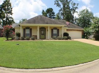 414 Pinebrook Cir, Brandon, MS 39047