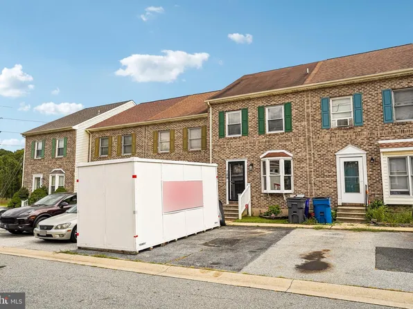 129 Cannonball Ln, Newark, DE 19702