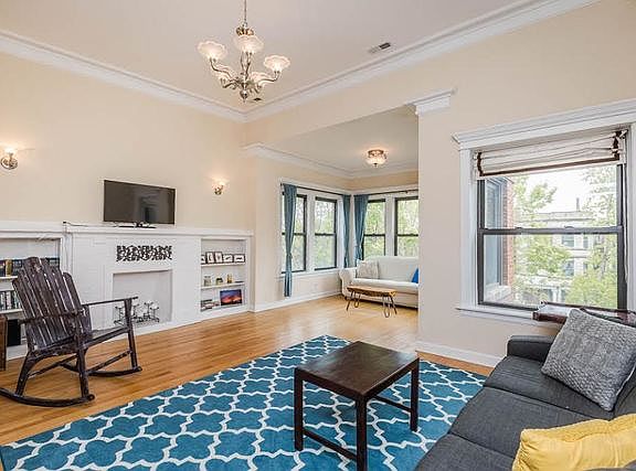4th image of 4822 N Winchester Ave APT 3N