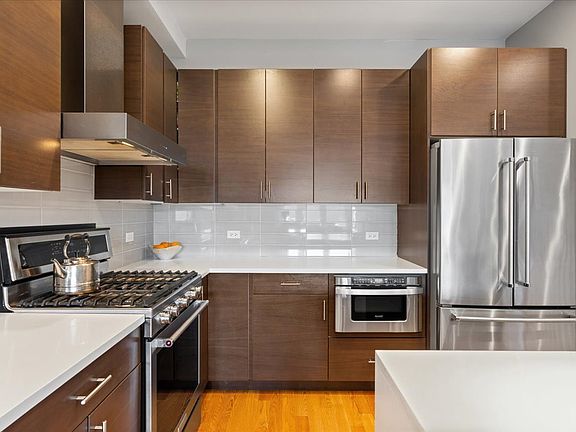 4th image of 2133 N Campbell Ave APT 1D