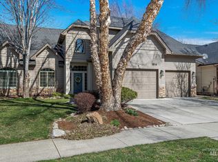 1814 E Grand Canyon Dr, Meridian, ID 83646