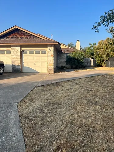 112 Verna Spur Photo 1