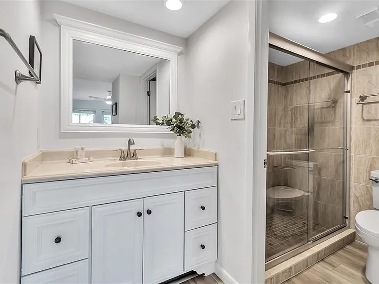 5224 Lake Village Dr #67 — Photo 22