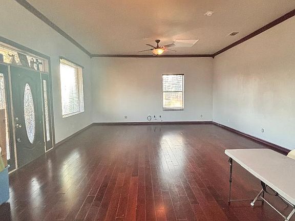 3rd image of 7508 Foster Dr