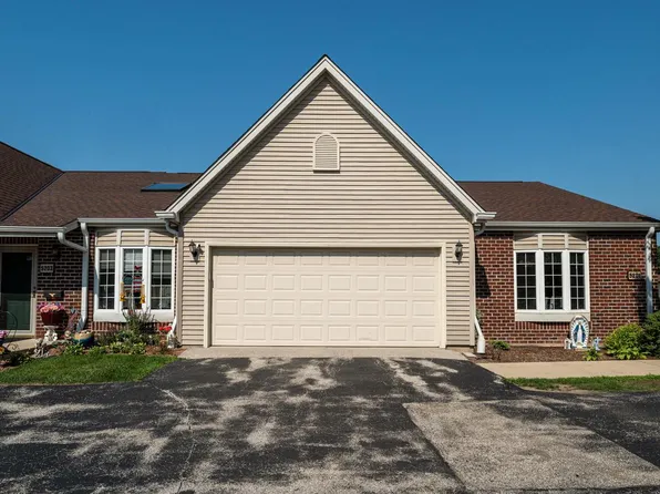 5201 South Tuckaway BOULEVARD, Greenfield, WI 53221