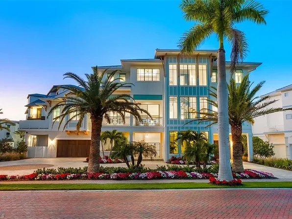 99 Saint Lucia LN, BONITA SPRINGS, FL 34134