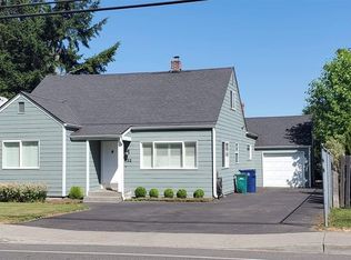 132 3rd Ave SW, Pacific, WA 98047