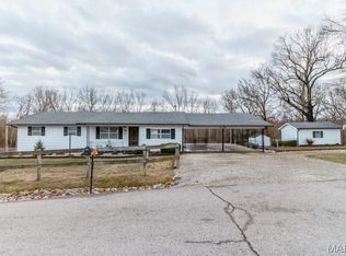 19110 Glade Springs Rd, Lebanon, MO 65536