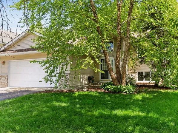 1417 McKnight Cir, Victoria, MN 55386