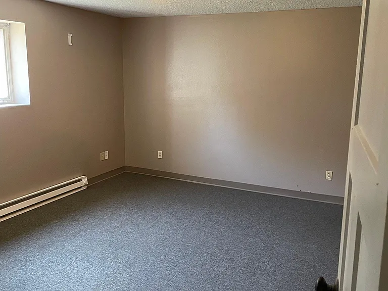 138 2nd Ave S #2 — Photo 9