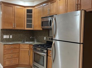 7041 67th Pl FLOOR 1, Ridgewood, NY 11385
