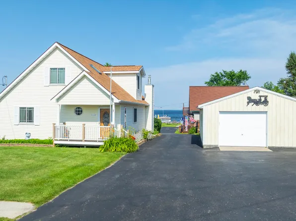 6344 W Houghton Lake Dr, Houghton Lake, MI 48629