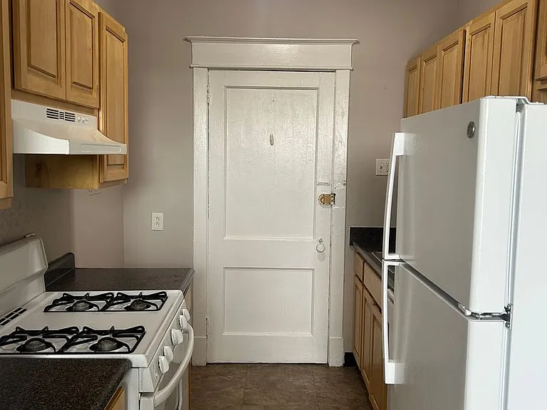Bala Apartments — Photo 18