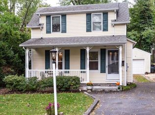 11 Mechanic St, Huntington, NY 11743