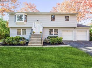 38 Jonas Blvd, Centereach, NY 11720