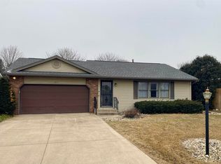 613 Day Spring Ct, Middlebury, IN 46540