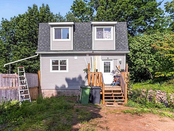 4th image of 1042 Torbrook Rd