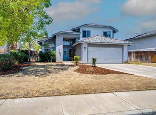 9008 Caymus Ct, Bakersfield, CA 93312