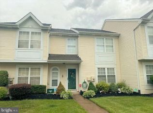 6703 Colonial Ct, North Wales, PA 19454